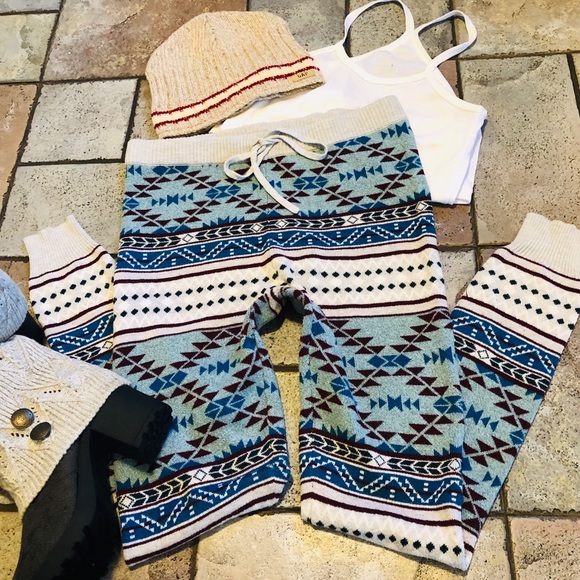 jeans with patterned cuffs